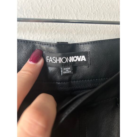 Faux Leather Cargo Short - Black - Picture 6 of 7